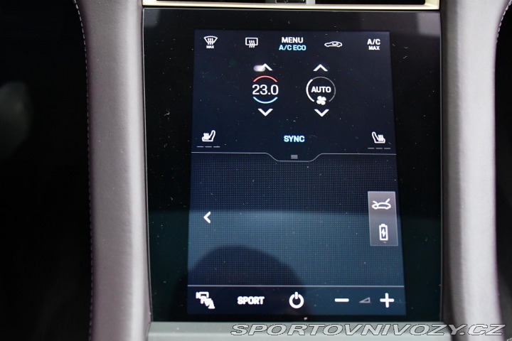 Porsche Taycan PERFORMANCE BATTERY PLUS 2024