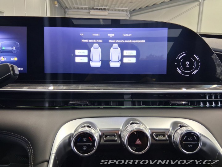 Ostatní značky Ostatní modely Omoda 9 Premium 1.5TGDI PHEV AWD 2026