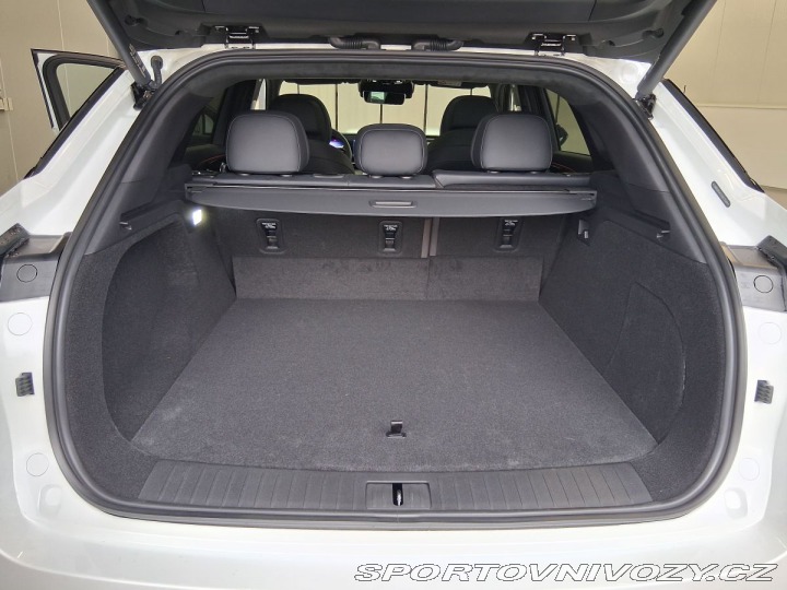 Ostatní značky Ostatní modely Omoda 9 Premium 1.5TGDI PHEV AWD 2026