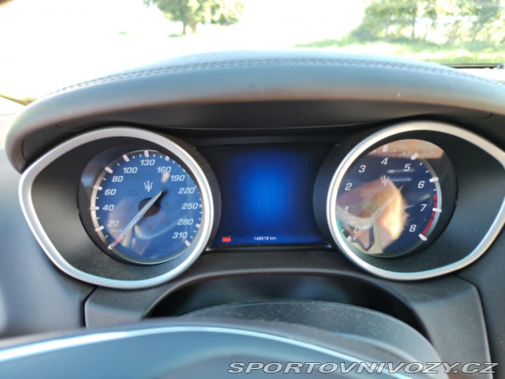 Maserati Ghibli SQ4 2014