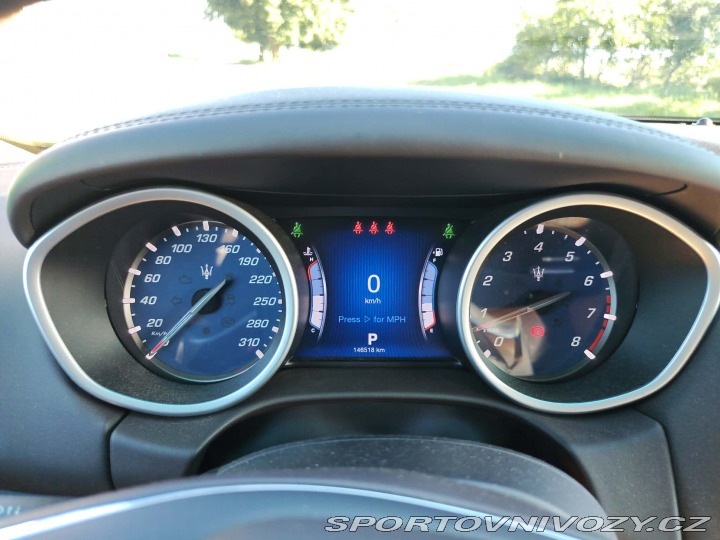 Maserati Ghibli SQ4 2014