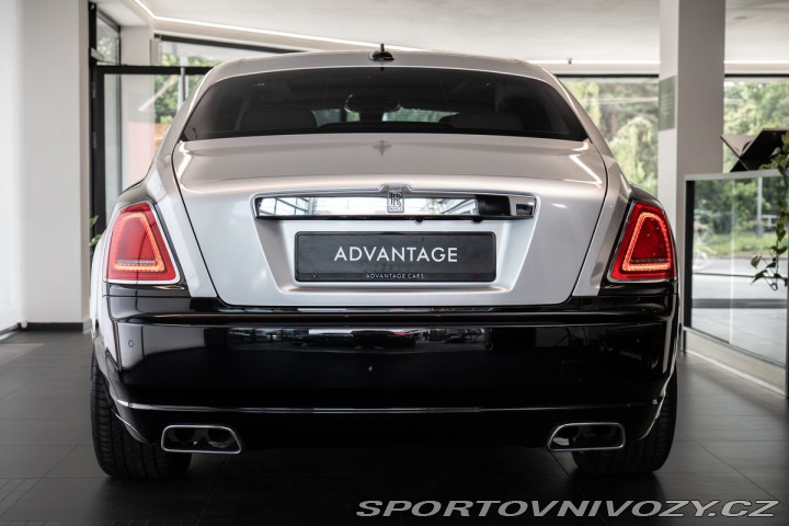 Rolls Royce Ghost Family 360/Pano/Masážní s 2016