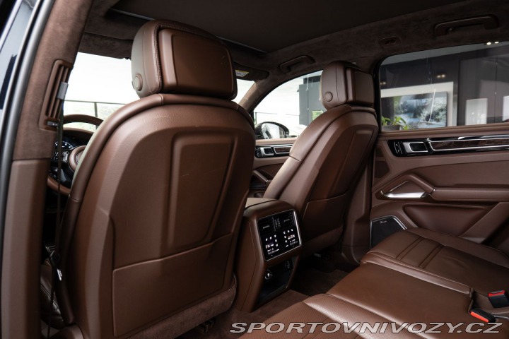Porsche Cayenne Turbo Approved/Ceramic/Bu 2018