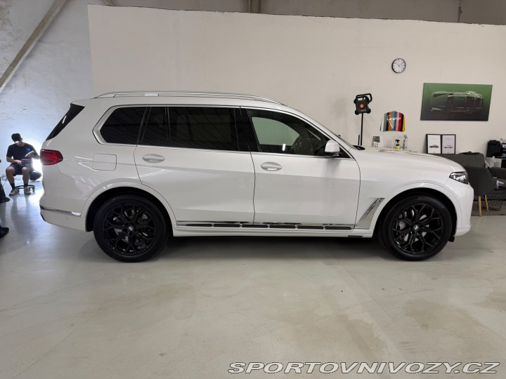 BMW X7 60i 2019