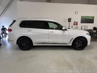 BMW X7 60i 2019
