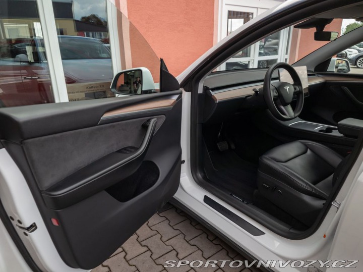 Tesla Model Y Long Range Dual Motor, SO 2023