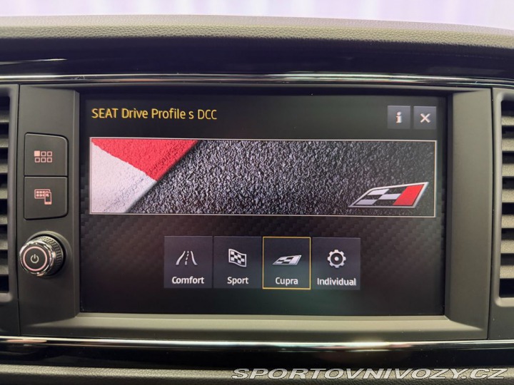 Seat Leon Cupra 300 2.0 TSI, 221 kW 2018