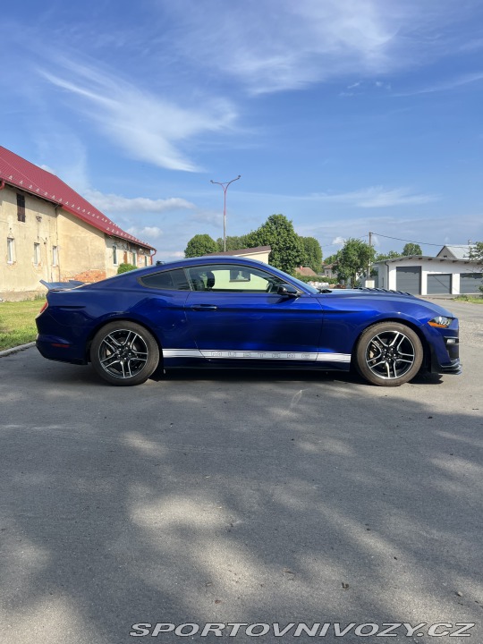 Ford Mustang Ford Mustang 3.7 2016