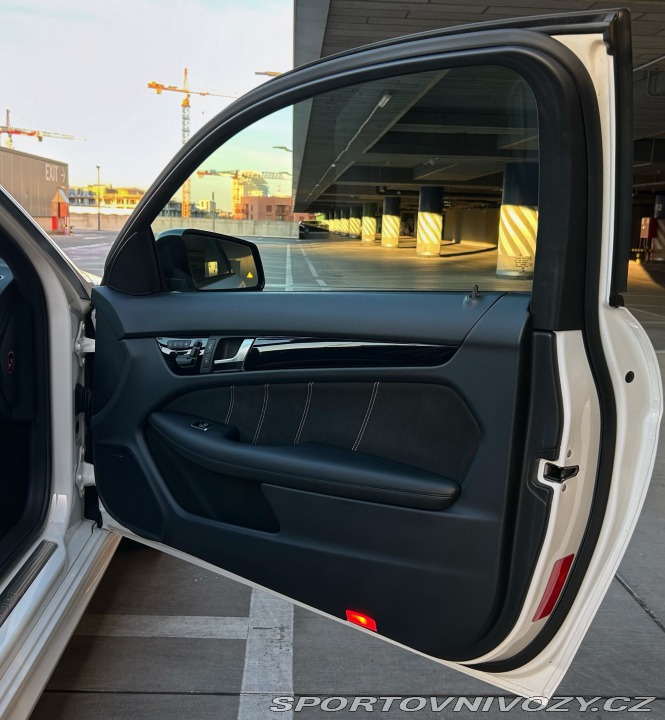 Mercedes-Benz C 2014
