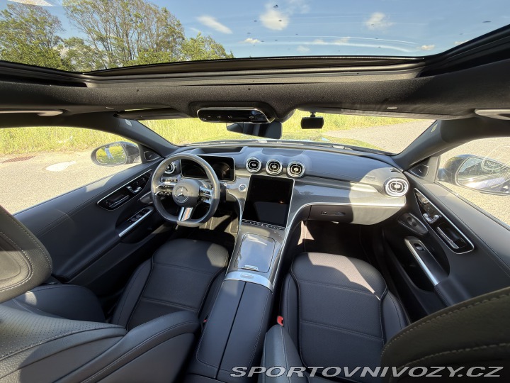 Mercedes-Benz C 300de, záruka, masáže 2025