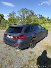 Mercedes-Benz C 300de, záruka, masáže 2025