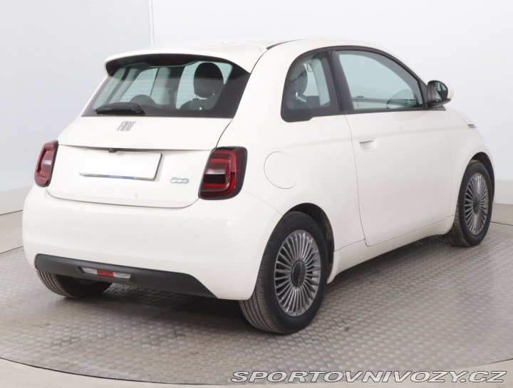 Fiat 500 500e  42 kWh 2023