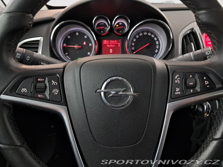 Opel Astra 2.0 CDTI 2014