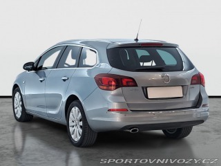 Opel Astra 2.0 CDTI 2014