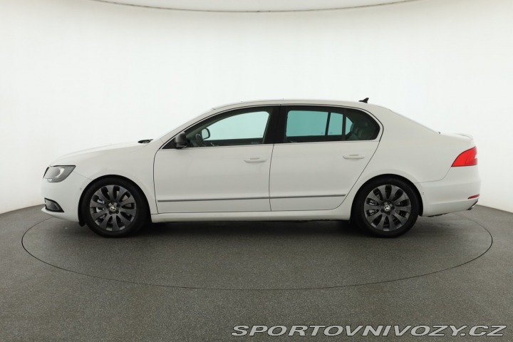 Škoda Superb Ambition Plus 3.6 FSI V6 2014