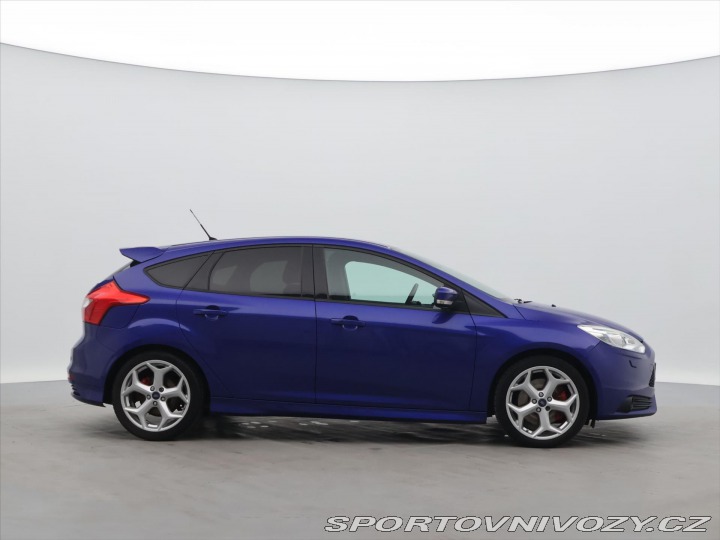 Ford Focus ST 2,0 EB 184kW ST Aut.klima 2012