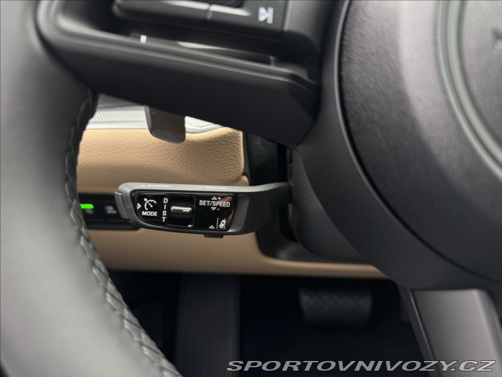 Porsche Cayenne Coupe Sport Chrono Vzduc 2025