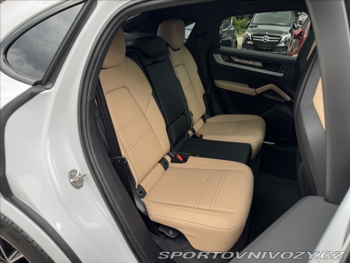 Porsche Cayenne Coupe E3 II Sport Chrono 2025