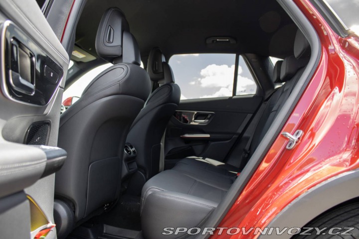 Mercedes-Benz Ostatní modely GLC SUV SUV 200 mHEV 4MATIC AT9 2023