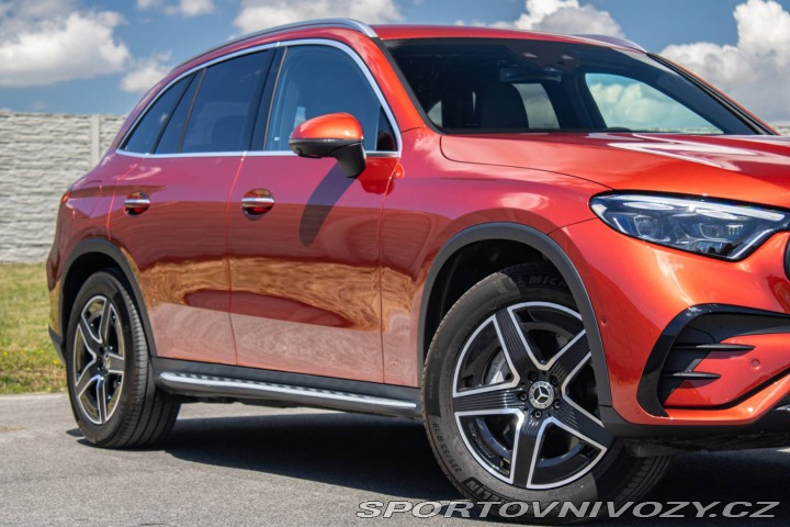 Mercedes-Benz Ostatní modely GLC SUV SUV 200 mHEV 4MATIC AT9 2023