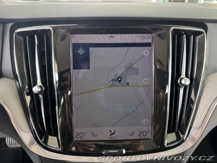 Volvo V60 T6 AWD*257kW*REZERVACE! 2022