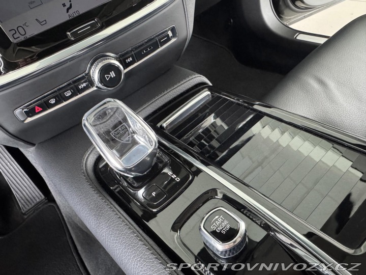 Volvo V60 T6 AWD*257kW*REZERVACE! 2022