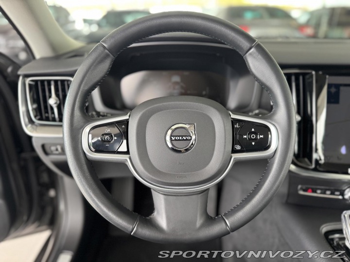 Volvo V60 T6 AWD*257kW*Recharge*Ins 2022