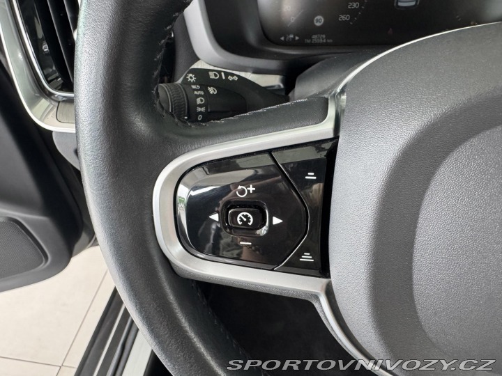 Volvo V60 T6 AWD*257kW*Recharge*Ins 2022