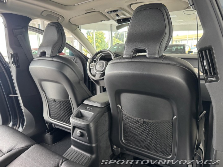 Volvo Ostatní modely XC60 T8 AWD*Recharge*Inscript* 2021