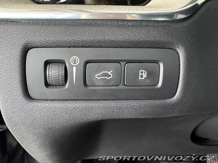 Volvo Ostatní modely XC60 T8 AWD*Recharge*Inscript* 2021