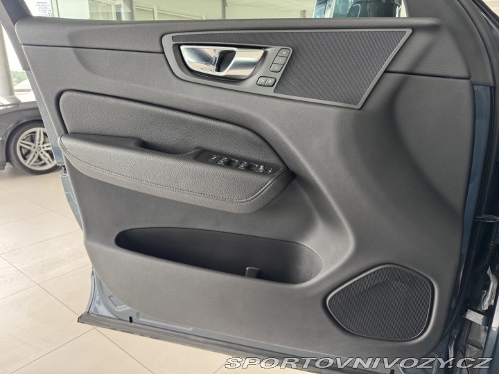Volvo Ostatní modely XC60 T8 AWD*Recharge*Inscript* 2021