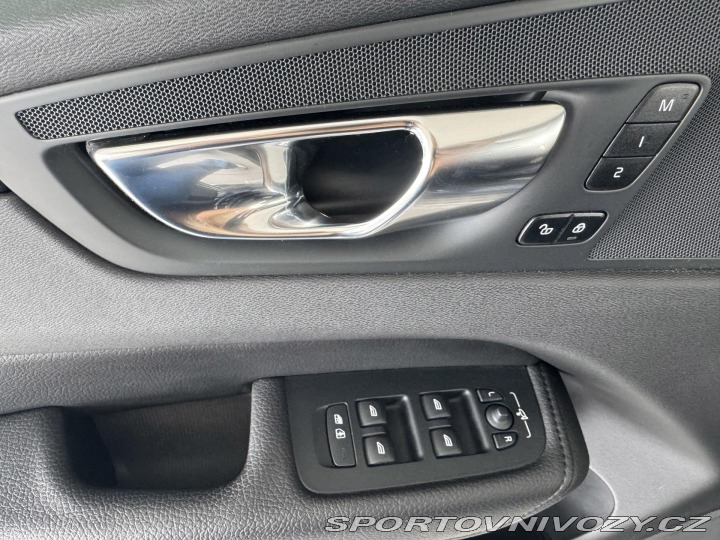 Volvo Ostatní modely XC60 T8 AWD*Recharge*Inscript* 2021