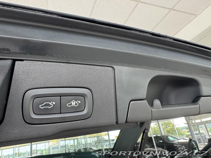 Volvo Ostatní modely XC60 T8 AWD*Recharge*Inscript* 2021