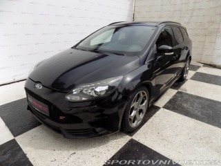 Ford Focus ST 2.0i ST/Bi-xenon/kůže/LED
