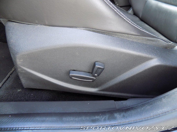 Ford Focus ST 2.0i ST/Bi-xenon/kůže/LED 2013