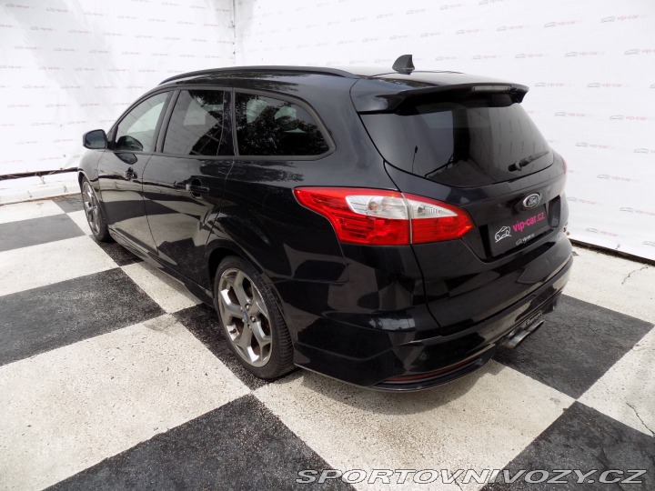 Ford Focus ST 2.0i ST/Bi-xenon/kůže/LED 2013