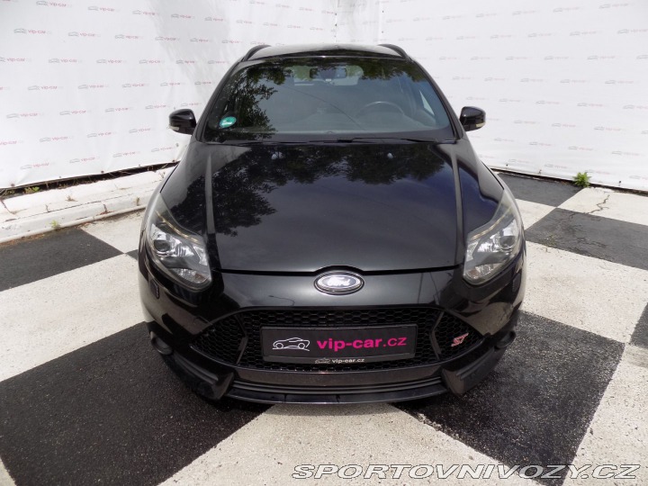 Ford Focus ST 2.0i ST/Bi-xenon/kůže/LED 2013