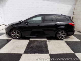 Ford Focus ST 2.0i ST/Bi-xenon/kůže/LED 2013