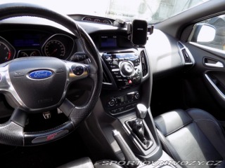 Ford Focus ST 2.0i ST/Bi-xenon/kůže/LED 2013