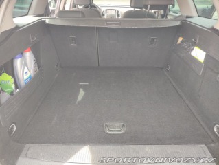 Opel Astra Sports Tourer 2012