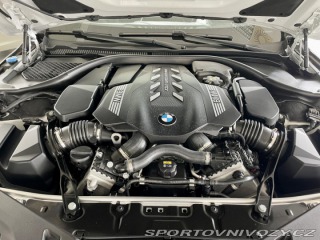 BMW 8 M850i xDrive*Cabrio*Max.V 2021