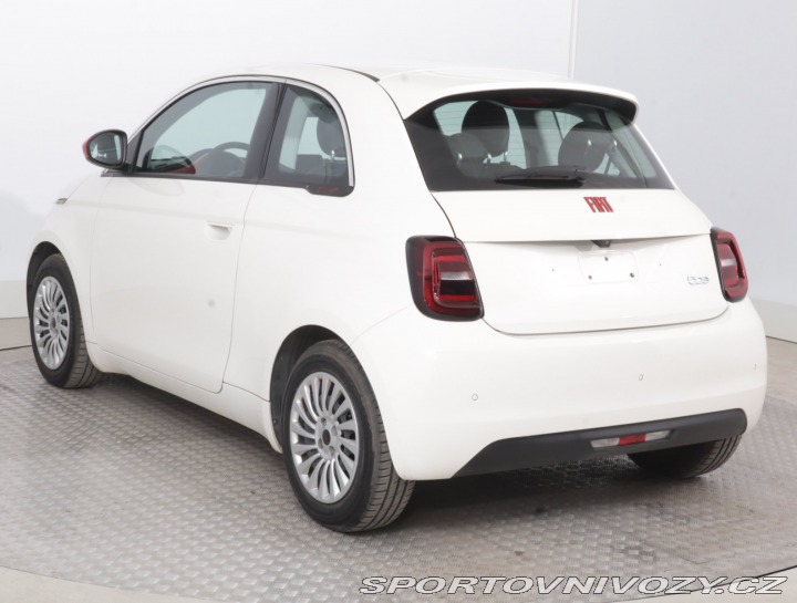 Fiat 500 500e 42 kWh 2023