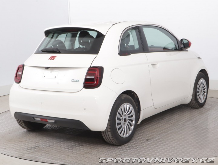 Fiat 500 500e 42 kWh 2023
