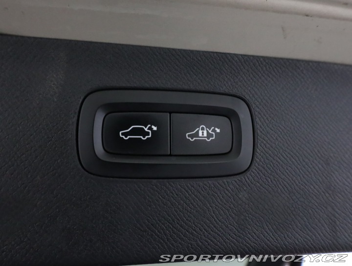 Volvo Ostatní modely XC90 T8 Twin Engine AWD 2016