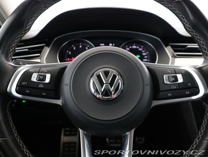 Volkswagen Ostatní modely Passat R-Line 2.0 TSI 2017