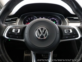 Volkswagen Ostatní modely Passat R-Line 2.0 TSI 2017