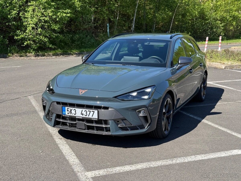 Cupra Leon 1,5   eTSI 110kW DSG 2025