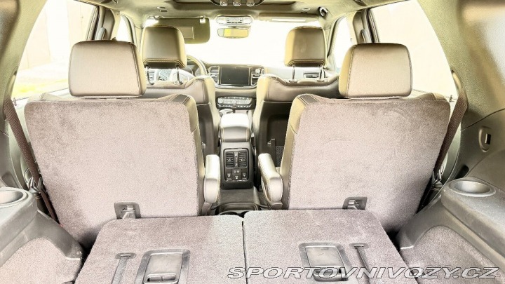 Dodge Durango 5,7 HEMI Orange Tow N G 2023