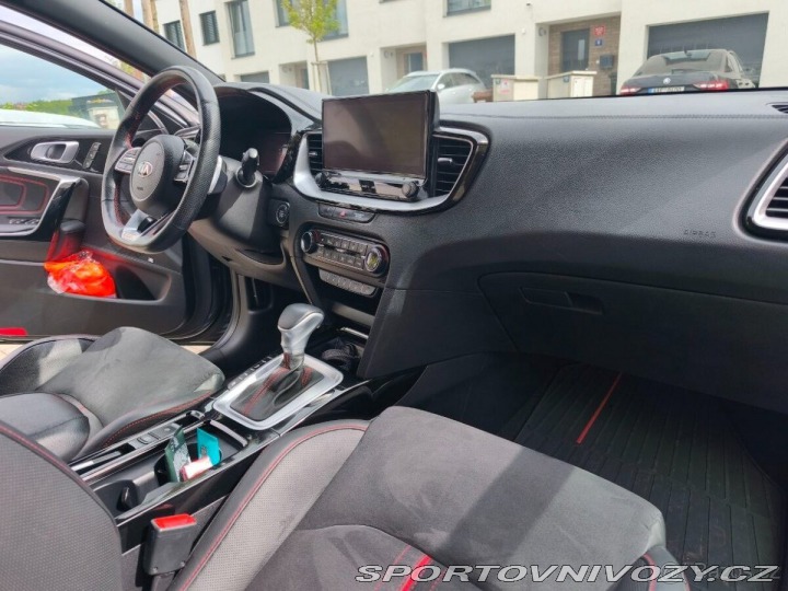 Kia ProCeed 1,6 GT | TOP výbava | T 1800