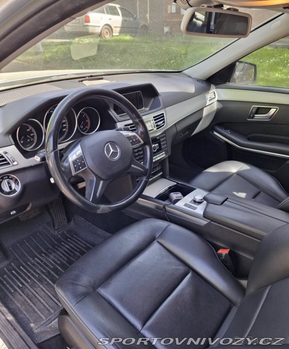 Mercedes-Benz E 2,2 E 220 CDI, kombi, 2 2013